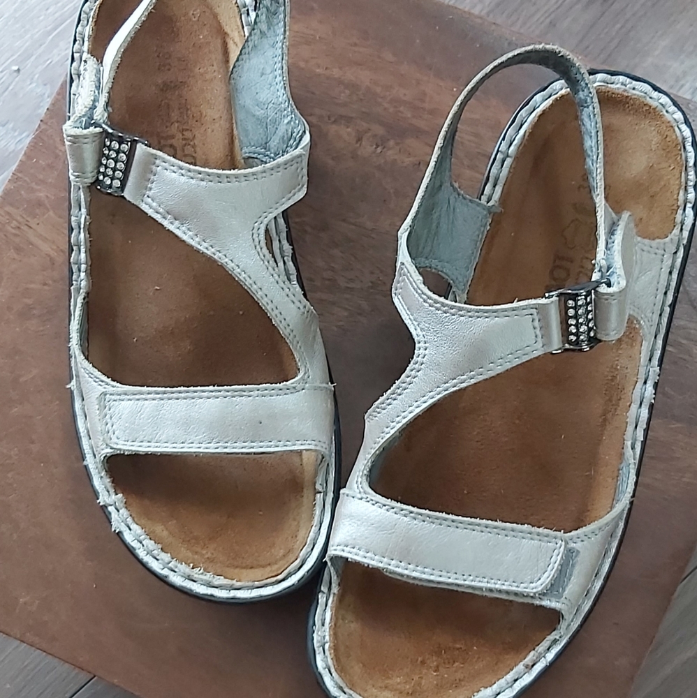 Naot leather sandals